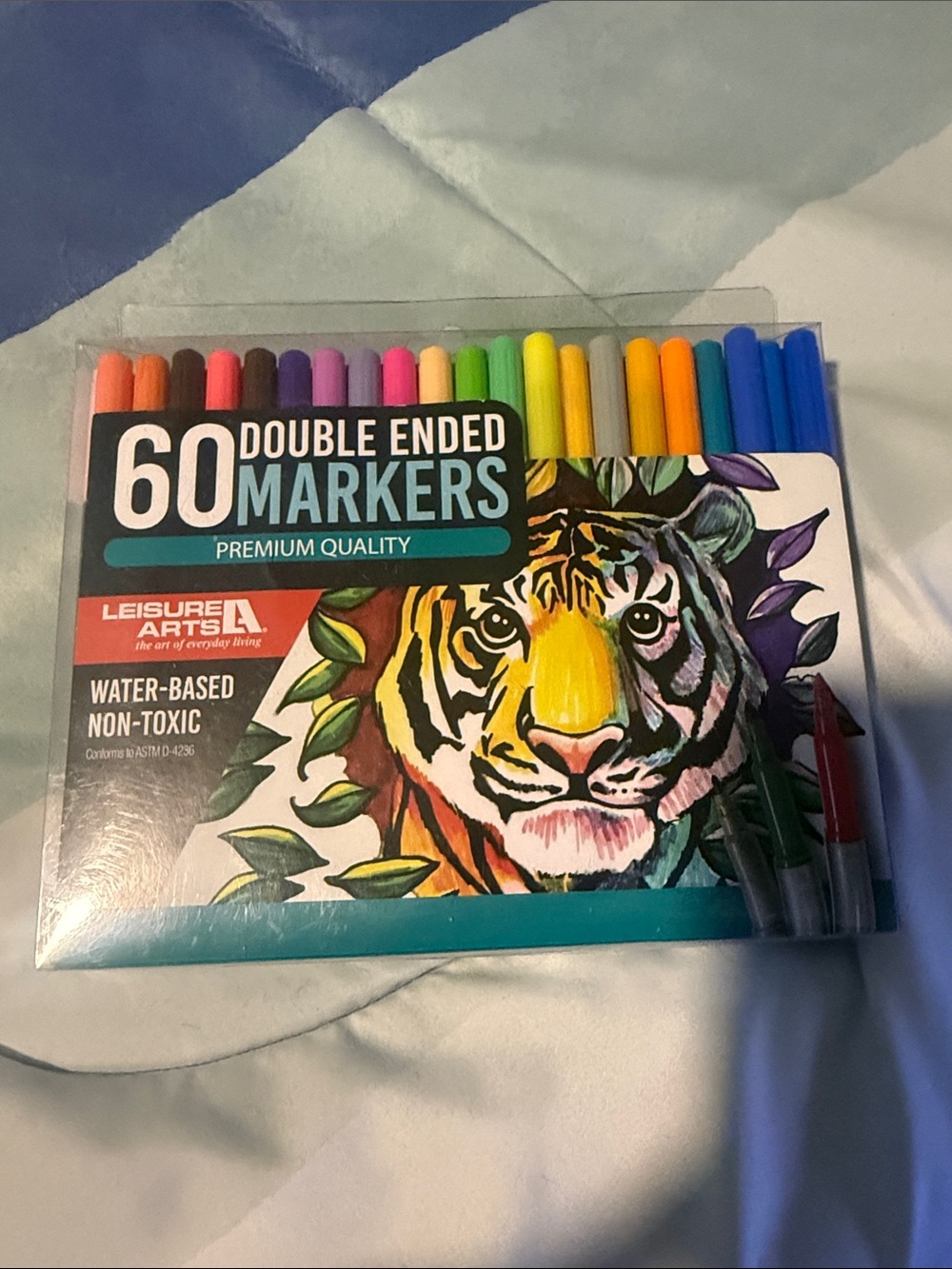 Leisure Arts 60-Color Double-Ended Markers - Multicolor Set